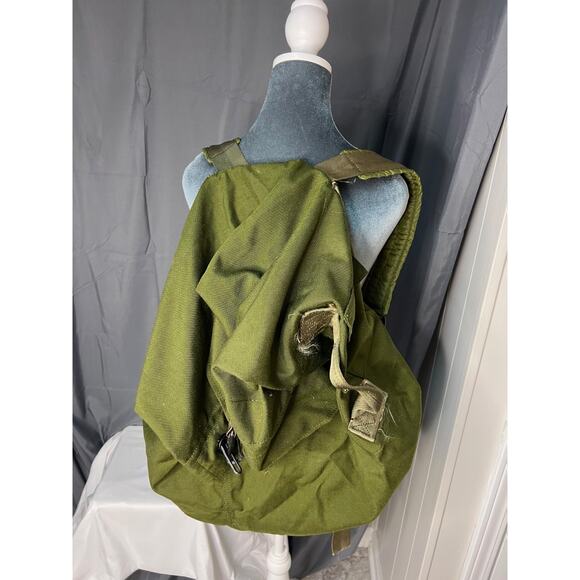 Military Duffle Bag Rucksack OD Nylon TOP LOAD Army Duffel USGI NO PAINT VGC - Picture 6 of 6